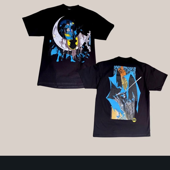 NEW LARGE Mask and Disguise YEAR 2 BATMAN GUN black t shirt DC Comics graphic t - Picture 2 of 6